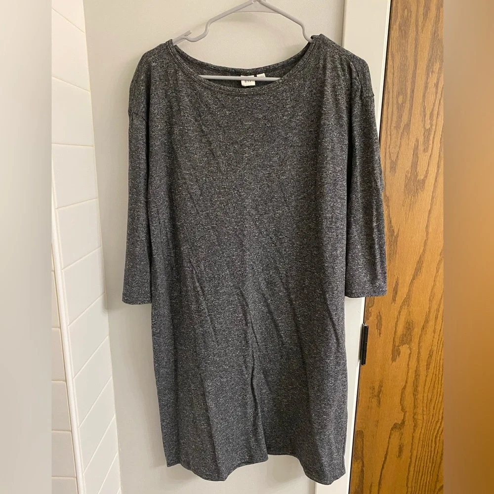Dress - Picture 1 of 2